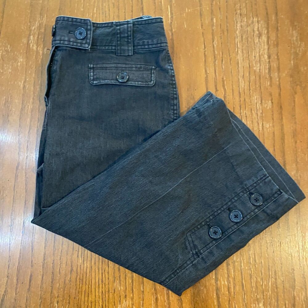 Capsule Wardrobe Cropped Pants Bamboo Traders 10P Dark Stretch Button Hem
